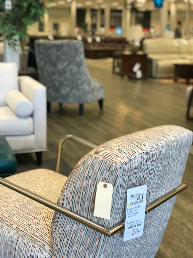 Furniture Store «The Dump Furniture Outlet», reviews and photos, 801 N Military Hwy, Norfolk, VA 23502, USA