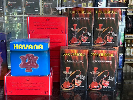 Liquor Store «Franklin Liquor & Deli», reviews and photos, 28500 Franklin Rd, Southfield, MI 48034, USA