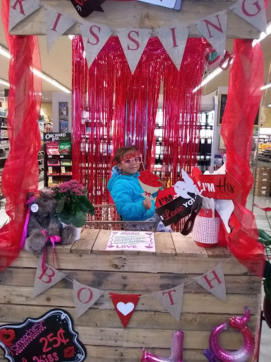 Grocery Store «Safeway», reviews and photos, 10223 Gravelly Lake Dr SW, Lakewood, WA 98499, USA