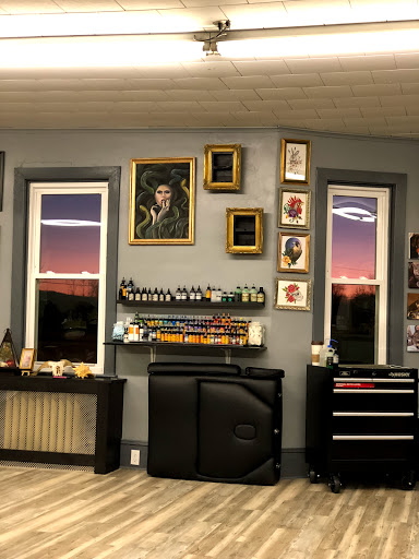 Explore bruins tattoo ideas, creative tattoo ideas in Schuylkill Haven, available at Altered Ego Studios