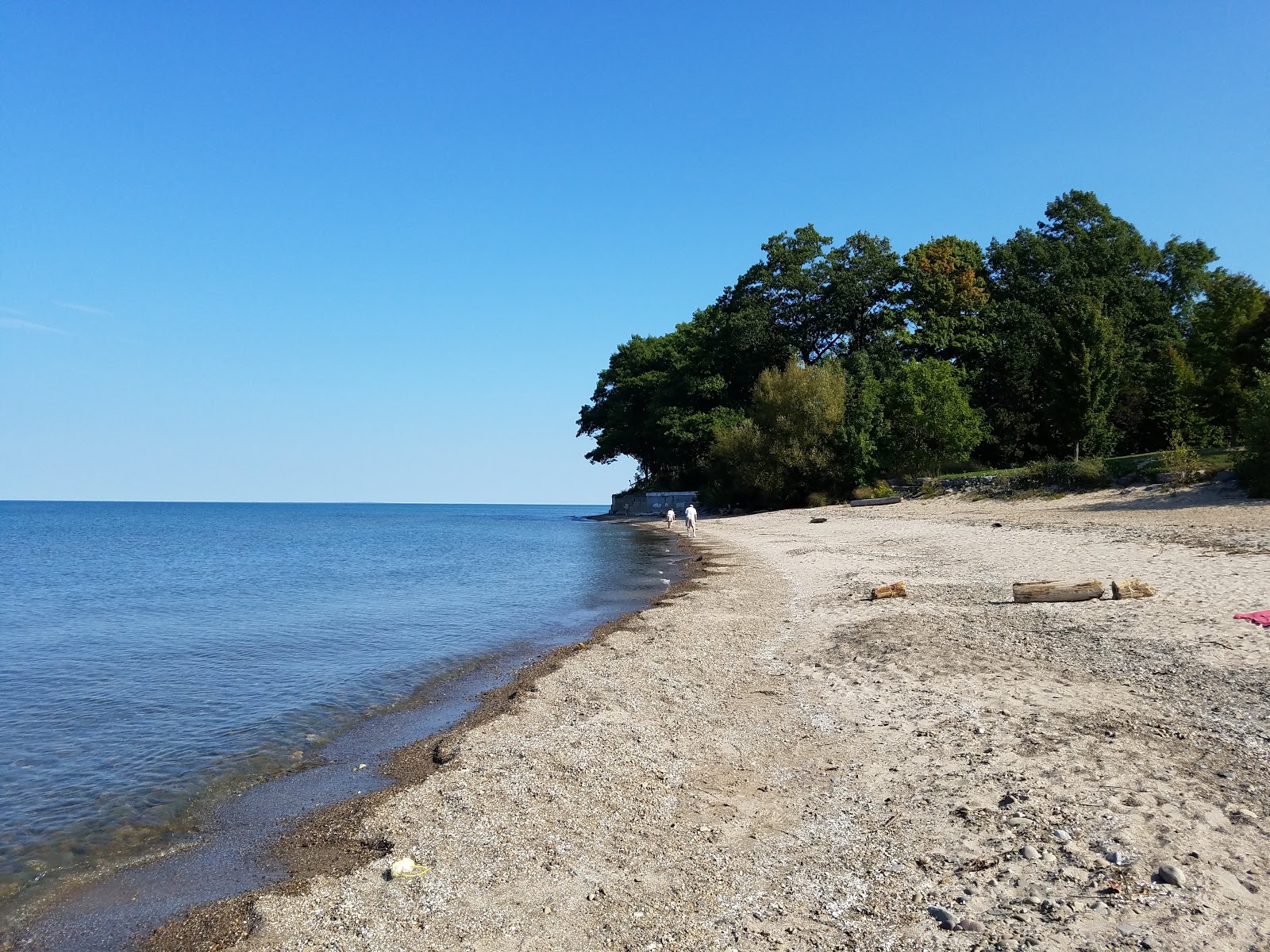 Foto von Lake Erie Beach mit beiger sand & kies Oberfläche