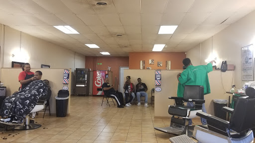 Barber Shop «601 Barbershop and Salon», reviews and photos, 236 Bedford Euless Rd, Hurst, TX 76053, USA