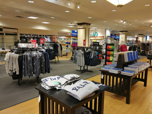 Book Store «Yale University Bookstore», reviews and photos, 77 Broadway, New Haven, CT 06511, USA
