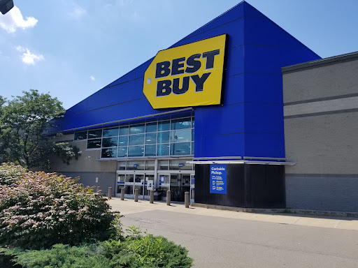 Electronics Store «Best Buy», reviews and photos, 200 Mall Cir Dr, Monroeville, PA 15146, USA