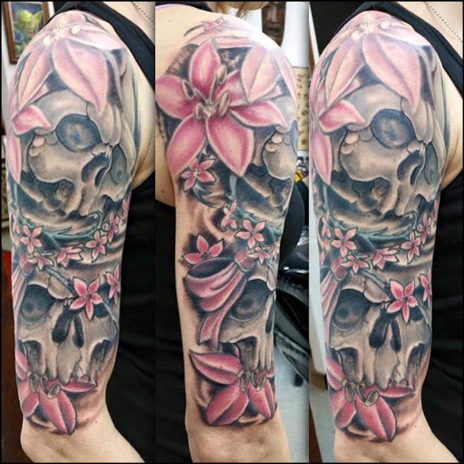 Tattoo Shop «Lost & Found Tattoo Co.», reviews and photos, 1828 E Michigan Ave, Ypsilanti, MI 48198, USA