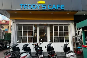 Teddy's cafe image