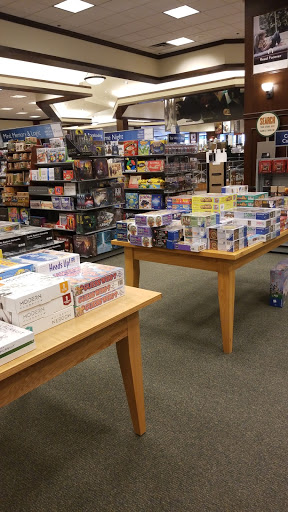 Book Store «Barnes & Noble», reviews and photos, 760 SE Maynard Rd, Cary, NC 27511, USA