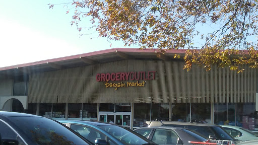 Grocery Store «Grocery Outlet Bargain Market», reviews and photos, 2079 23rd St, San Pablo, CA 94806, USA