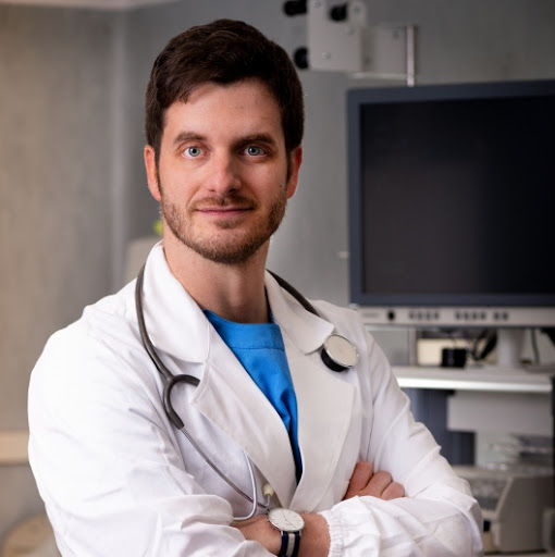 Dott. Francesco Covotta, Gastroenterologo
