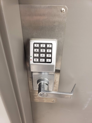 Locksmith «GiddyUp locksmith llc», reviews and photos, 930 N Belt Line Rd #110, Irving, TX 75061, USA