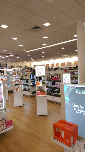 Hair Salon «Ulta Beauty», reviews and photos, 10084 W Happy Valley Pkwy, Peoria, AZ 85383, USA