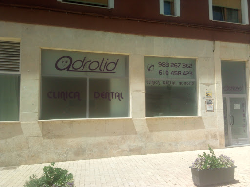 Clínica dental Adrolid en Cigales DO, Valladolid