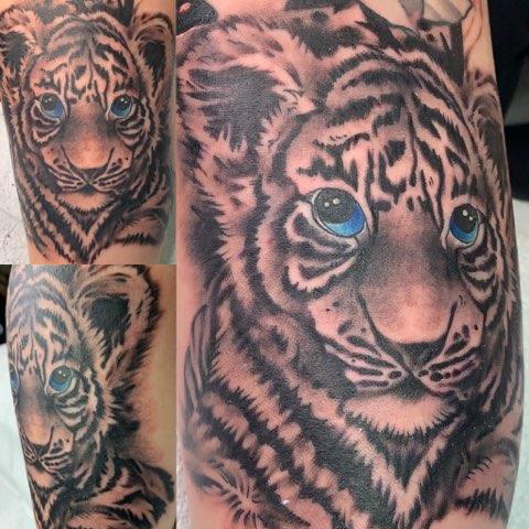 Tattoo Shop «Skin Stories Tat2», reviews and photos, 7110 Louetta Rd, Spring, TX 77379, USA