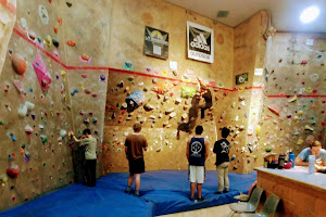 UCSD Outback Climbing Center