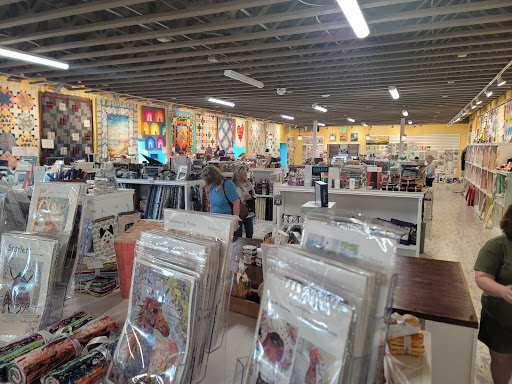 Quilt Shop «Quilting Mayhem», reviews and photos, 1118 1st St, Snohomish, WA 98290, USA