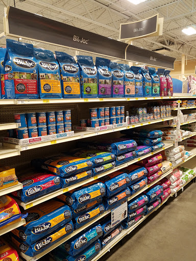 Pet Supply Store «PetSmart», reviews and photos, 2833 35th Ave, Greeley, CO 80634, USA