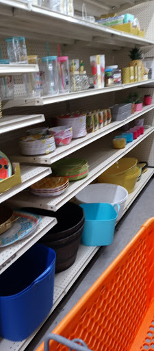 Discount Store «Big Lots», reviews and photos, 4613 Dixie Hwy, Fairfield, OH 45014, USA