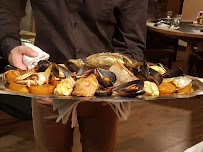 Produits de la mer du Restaurant de spécialités à base de poisson-pêcheur La Marmite du Pêcheur à Les Mées - n°3