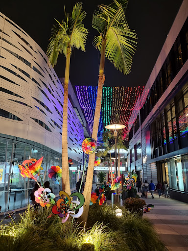 Shopping Mall «Santa Monica Place», reviews and photos, 395 Santa Monica Place, Santa Monica, CA 90401, USA