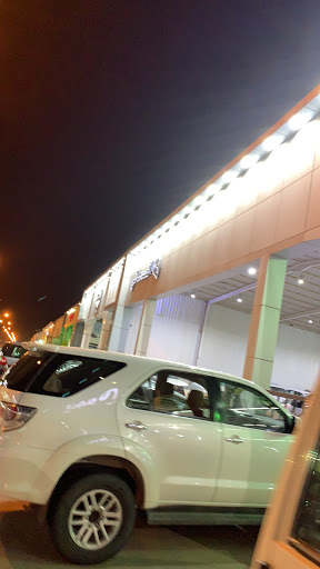 معرض الصمعاني للسيارات 