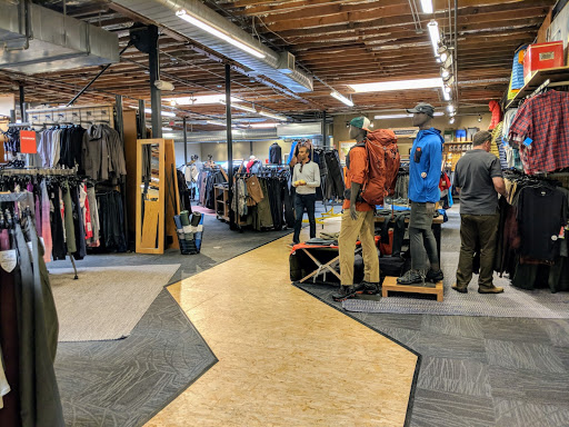 Camping Store «REI», reviews and photos, 213 Corte Madera Town Center, Corte Madera, CA 94925, USA