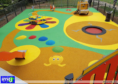 Imaj (Installation Maintenance d'Aire de Jeux) à Lacroix-sur-Meuse