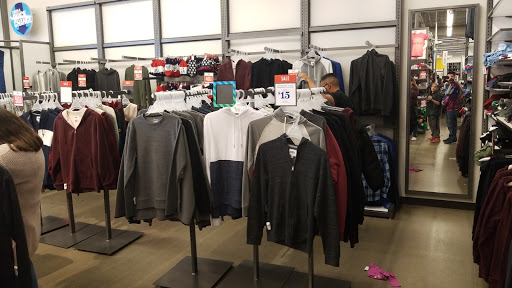 Clothing Store «Old Navy», reviews and photos, 868 N E Mall Blvd, Hurst, TX 76053, USA