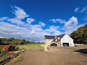 Woodend Riding Centre