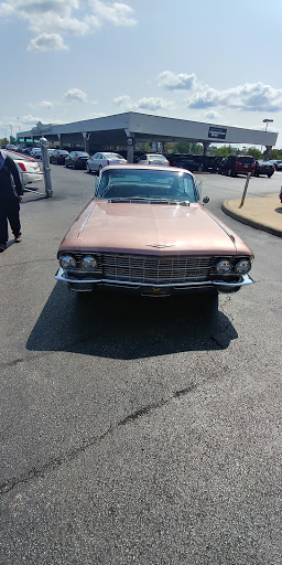 Cadillac Dealer «Crestmont Cadillac», reviews and photos, 26000 Chagrin Blvd, Beachwood, OH 44122, USA