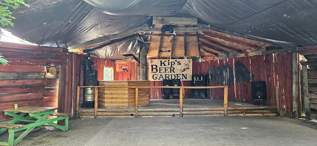 Kip's Beer Garden 59417