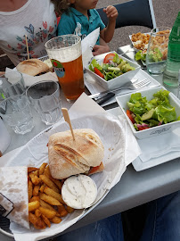 Sandwich au poulet du Restaurant FRITE ALORS ! TERREAUX - Poutines québécoises - Frites belges - Burgers à Lyon - n°15