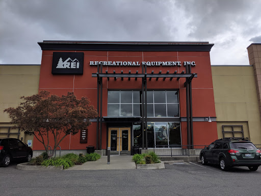 Camping Store «REI», reviews and photos, 240 Andover Park W, Tukwila, WA 98188, USA