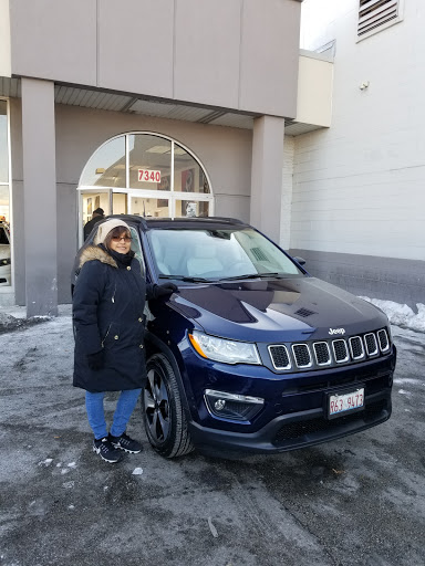 Car Dealer «South Chicago Dodge Chrysler Jeep», reviews and photos, 7340 S Western Ave, Chicago, IL 60636, USA