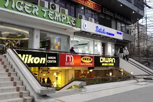 Nikon Centre, Islamabad image
