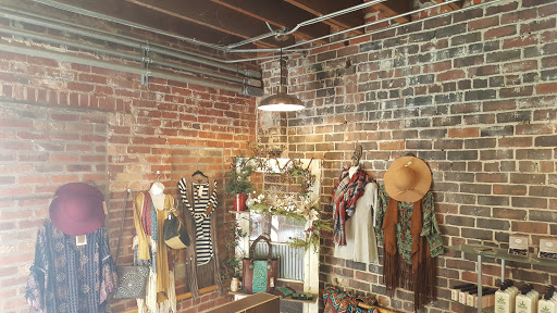 Beauty Salon «Salon 5 Thirty 5 - The Perfect Touch Beauty Salon», reviews and photos, 535 W Douglas Ave, Wichita, KS 67213, USA