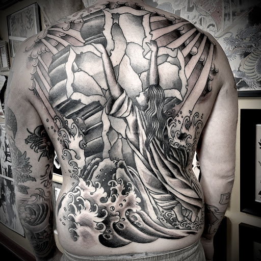 Tattoo Shop «Blu Gorilla Tattoo», reviews and photos, 1409 King St, Charleston, SC 29403, USA