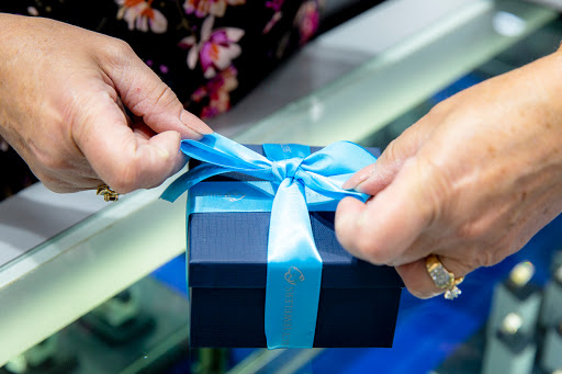 Jewelry Store «Select Jewelers, LLC», reviews and photos, 2221 S Voss Rd, Houston, TX 77057, USA