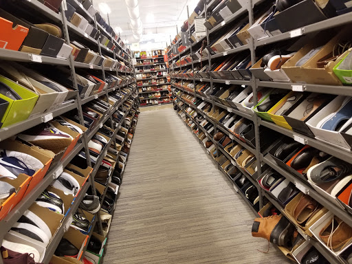 Department Store «Nordstrom Rack Lincoln Park», reviews and photos, 1551 N Sheffield Ave, Chicago, IL 60642, USA