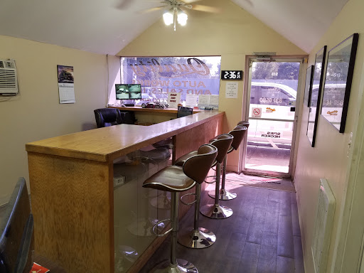 Auto Body Shop «Quality Auto Works», reviews and photos, 513 W Atlantic St, Springfield, MO 65803, USA