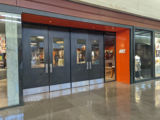 Clothing Store «Nike», reviews and photos, 8687 N Central Expy, Dallas, TX 75225, USA