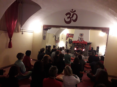 Shiva Shakti Yoga Cuneo Via Fratelli Ramorino, 10, 12100 Cuneo CN, Italia