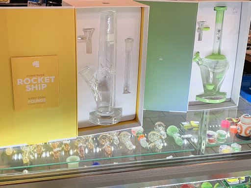 Vaporizer Store «House of Smoke Vape Shop», reviews and photos, 2736 Touhy Ave, Elk Grove Village, IL 60007, USA
