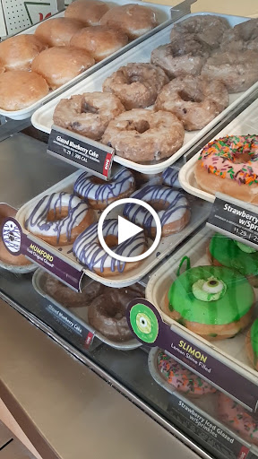 Bakery «Krispy Kreme Doughnuts», reviews and photos, 2128 W Brandon Blvd, Brandon, FL 33511, USA