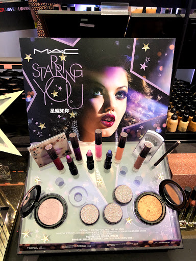 Cosmetics Store «MAC Cosmetics», reviews and photos, 189 The Grove Dr, Los Angeles, CA 90036, USA