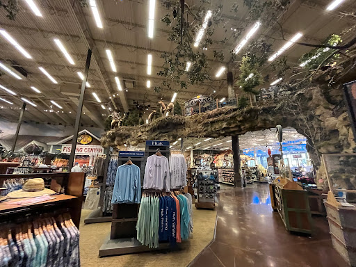 Sporting Goods Store «Bass Pro Shops», reviews and photos, 1000 Basspro Dr, Houston, TX 77047, USA