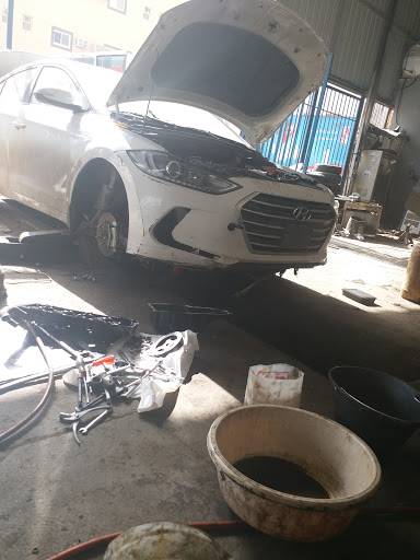 مجمع المحيميد لصيانة السيارات 