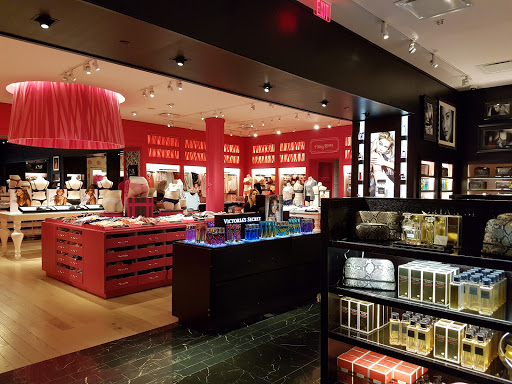 Shopping Mall «Westland Mall», reviews and photos, 1675 W 49th St, Hialeah, FL 33012, USA