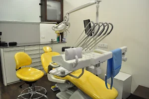 Roots Dental Clinic image