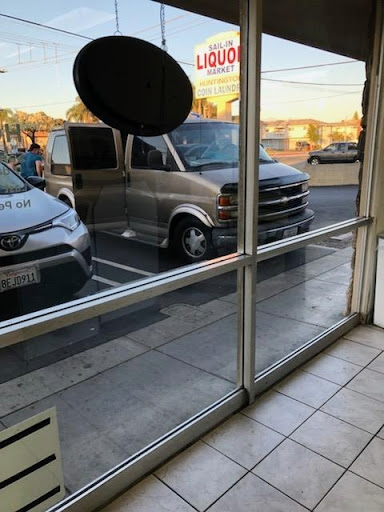 Laundromat «Huntington Coin Laundry», reviews and photos, 234 Adams Ave, Huntington Beach, CA 92648, USA