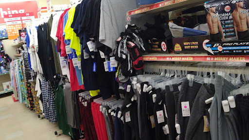 Dollar Store «Family Dollar Store #8543», reviews and photos, 13690 Northline Rd, Southgate, MI 48195, USA